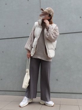 「CORNERS（コーナーズ）のボリュームスリーブケーブルニット（ニット/セーター）」を使った、yuminyさん（レディース・162cm）の秋コーディネート