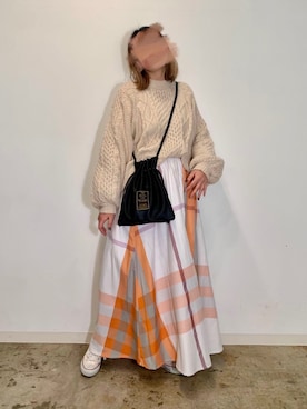 「CORNERS（コーナーズ）のボリュームスリーブケーブルニット（ニット/セーター）」を使った、yuminyさん（レディース・162cm）の冬コーディネート