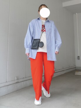 「CORNERS（コーナーズ）のオーバーサイズストライプシャツ（シャツ/ブラウス）」を使った、yuminyさん（レディース・162cm）の春コーディネート