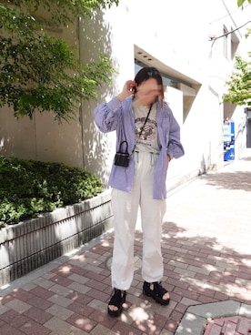 「CORNERS（コーナーズ）のオーバーサイズストライプシャツ（シャツ/ブラウス）」を使った、yuminyさん（レディース・162cm）の春コーディネート