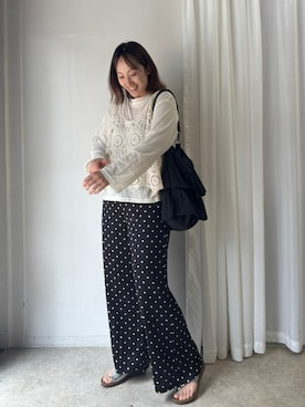 「CORNERS by KR（コーナーズバイケーアール）の【CORNERS by KR】ダブルウエストドットパンツ（スラックス、ブラック系）」を使った、yuminyさん（レディース・163cm）の夏コーディネート