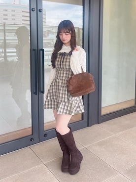 「MAJESTIC LEGON（マジェスティックレゴン）のアイテム」を使った、さえさん（レディース・155cm）の秋コーディネート