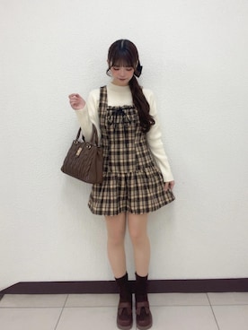 「アイテム（ジャンパースカート）」を使った、さえさん（レディース・155cm）の秋コーディネート