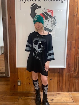 「HYSTERIC GLAMOUR（ヒステリックグラマー）のHYSTERIC TIMES シアーハイソックス（ソックス/靴下、ブラック系）」を使った、pyoko120さん（レディース）の春コーディネート