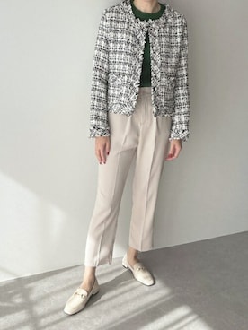 「リブニット」｜「アイテム（ノーカラージャケット）」を使った、ayuさん（レディース・164cm）の冬コーディネート