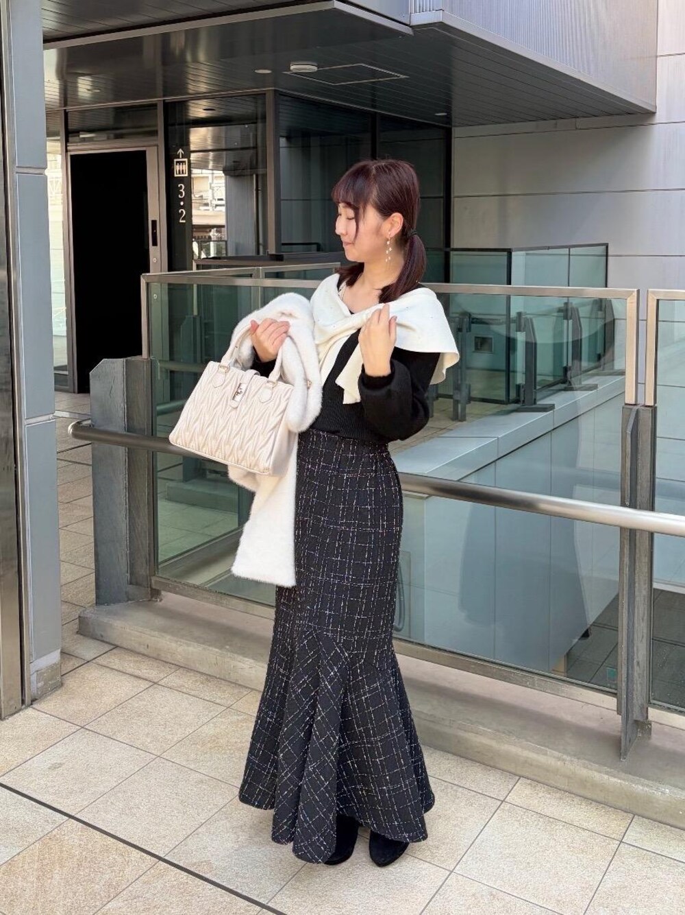 MAJESTIC LEGON（マジェスティックレゴン）の「ツイードマーメイド