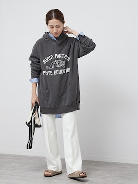 「FRAMeWORK（フレームワーク）のアイテム（パーカー）」を使った、haruさん（レディース・161cm）の秋コーディネート