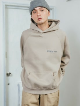 「FOG ESSENTIALS（エフオージーエッセンシャルズ）のアイテム（パーカー）」を使った、ROOPTOKYOKSさん（メンズ・178cm）の秋コーディネート