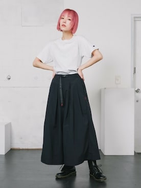 「Champion（チャンピオン）のアイテム」を使った、ROOPTOKYOKSさん（レディース・170cm）の夏コーディネート