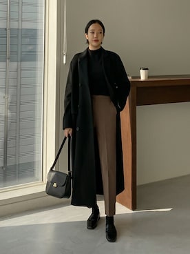 「ファッションの力を信じよう」｜「アイテム（スラックス）」を使った、SECRET LABELさん（レディース・162cm）の冬コーディネート