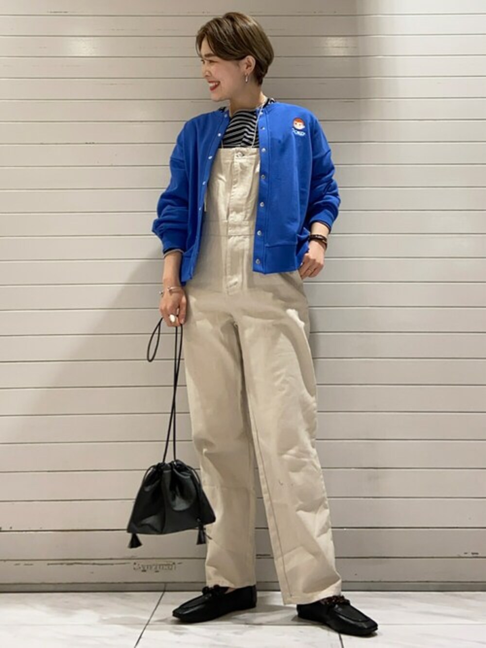 「Green Parks」｜「RAY CASSIN FAVORIの・RAY CASSIN マルチボーダータックロンT（Tシャツ/カットソー、ブラック系）」を使った、SAKAWAさん（レディース・161cm）の冬コーディネートの1枚目の写真
