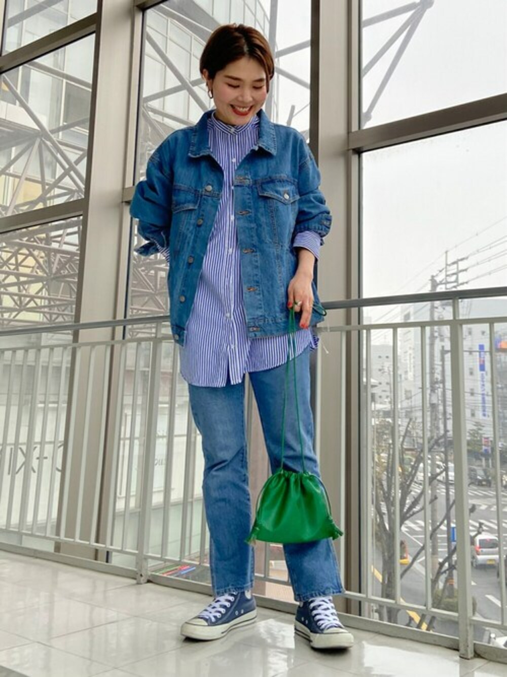 「Green Parks」｜「ELENCARE DUEの・ELENCARE DUE ストライプチュニック＊（シャツ/ブラウス、ブルー系）」を使った、SAKAWAさん（レディース・161cm）の冬コーディネートの1枚目の写真