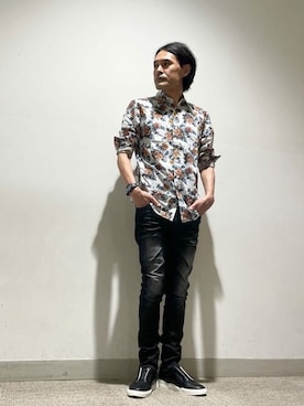 「アイテム（スリッポン）」を使った、TORNADO MART_officialさん（メンズ・168cm）の夏コーディネート