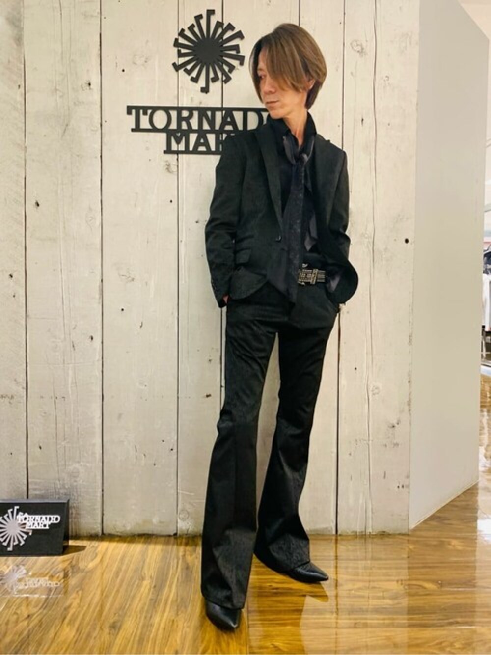 TORNADO MARTのインテリアを使った人気ファッションコーディネート - WEAR
