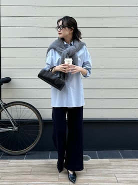 カシミヤ混クルーネックファーニットを使った人気ファッション