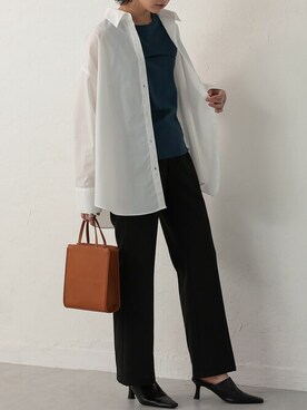 「アイテム（タンクトップ、ブルー系）」を使った、reedit_officialさん（レディース・162cm）の春コーディネート