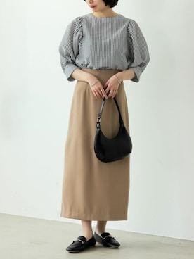 「ブラウスコーデ」｜「アイテム（ローファー）」を使った、reedit_officialさん（レディース・162cm）の春コーディネート