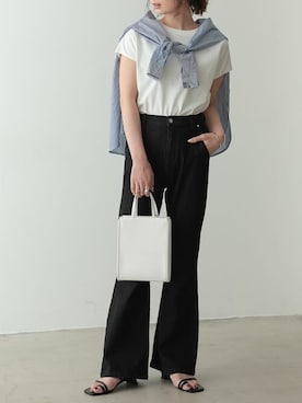 「アイテム（バッグ、ホワイト系）」を使った、reedit_officialさん（レディース・162cm）の春コーディネート