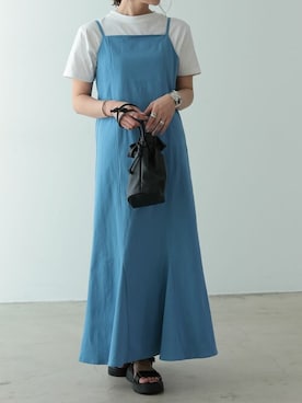 「リエディ」｜「アイテム（ジャンパースカート）」を使った、reedit_officialさん（レディース・162cm）の春コーディネート