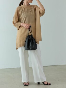 「リエディ」｜「アイテム（チュニック）」を使った、reedit_officialさん（レディース・162cm）の夏コーディネート