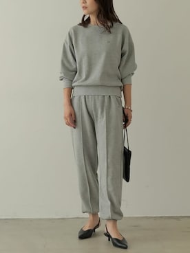 「リエディ」｜「アイテム（スウェット）」を使った、reedit_officialさん（レディース・162cm）の秋コーディネート