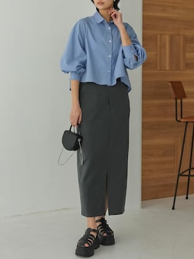 「ナロースカート」｜「アイテム（サンダル）」を使った、reedit_officialさん（レディース・162cm）の冬コーディネート