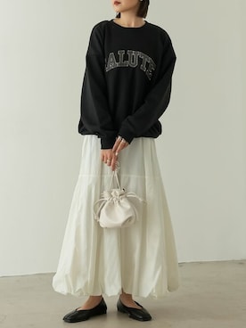 「リエディ」｜「アイテム（スウェット）」を使った、reedit_officialさん（レディース・163cm）の冬コーディネート