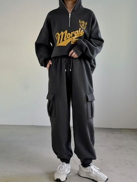 「リエディ」｜「アイテム（スウェット）」を使った、reedit_officialさん（レディース・163cm）の冬コーディネート