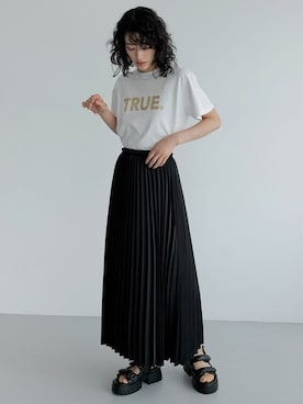 reedit_officialさん（レディース・167cm）の冬コーディネート