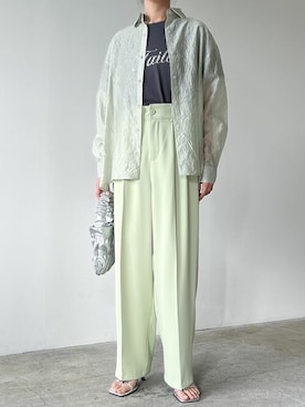 「リエディ(Re:EDIT)」｜「アイテム（スラックス）」を使った、reedit_officialさん（レディース・163cm）の春コーディネート