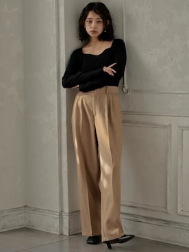 「リブニット」｜「アイテム（スラックス）」を使った、reedit_officialさん（レディース・163cm）の秋コーディネート