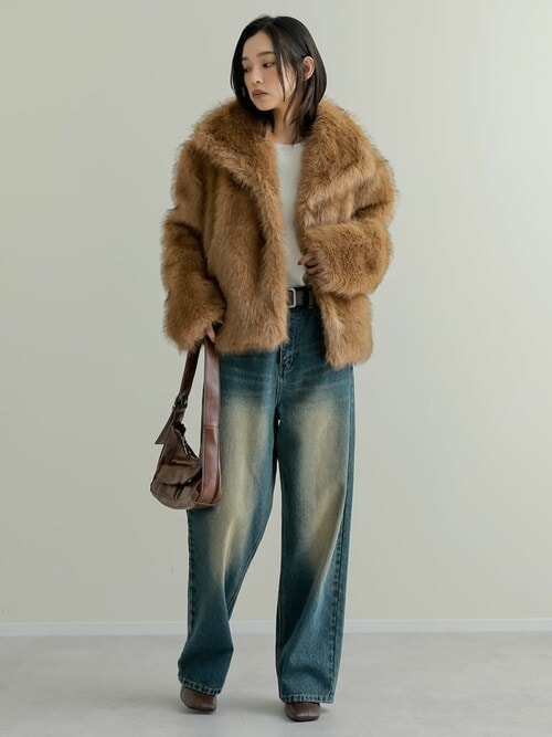 ZOZOTOWN限定再販]ビッグカラーフェイクファーショートコート