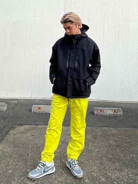 「アイテム（マウンテンパーカー）」を使った、A+TOKYO MENSさん（メンズ・170cm）の春コーディネート