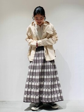 「ONIGIRI（オニギリ）のアイテム」を使った、COMME CA ISM STAFFさん（レディース・151cm）の冬コーディネート