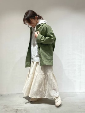 「ONIGIRI（オニギリ）のアイテム（ブルゾン）」を使った、COMME CA ISM STAFFさん（レディース・148cm）の春コーディネート