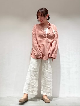 「ONIGIRI（オニギリ）のアイテム（タンクトップ）」を使った、COMME CA ISM STAFFさん（レディース・156cm）の春コーディネート