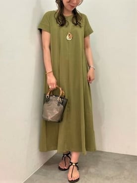 「COMME CA ISM（コムサイズム）のアイテム（ワンピース/ドレス）」を使った、COMME CA ISM STAFFさん（レディース・166cm）の春コーディネート