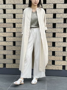 「COMME CA ISM（コムサイズム）のアイテム（シャツワンピース）」を使った、COMME CA ISM STAFFさん（レディース・163cm）の夏コーディネート