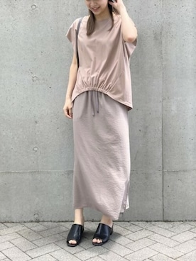 「COMME CA ISM（コムサイズム）のアイテム（バッグ）」を使った、COMME CA ISM STAFFさん（レディース・163cm）の夏コーディネート