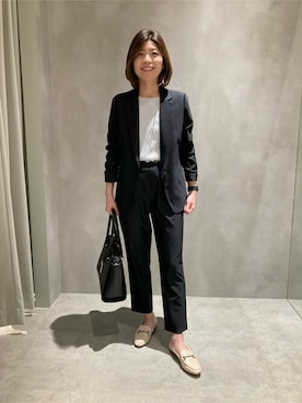 「アイテム（スーツパンツ）」を使った、COMME CA ISM STAFFさん（レディース・162cm）の冬コーディネート
