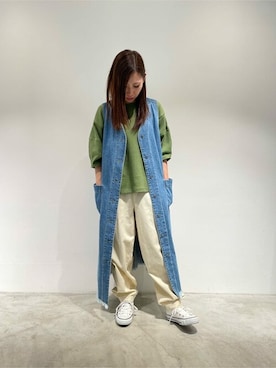 「フリンジデニム」｜「アイテム（ワンピース/ドレス）」を使った、COMME CA ISM STAFFさん（レディース・156cm）の春コーディネート