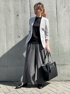 「COMME CA ISM（コムサイズム）のアイテム（ノーカラージャケット）」を使った、COMME CA ISM STAFFさん（レディース・164cm）の春コーディネート