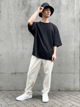 「COMME CA ISM（コムサイズム）のアイテム（パンツ）」を使った、COMME CA ISM STAFFさん（メンズ・165cm）の夏コーディネート