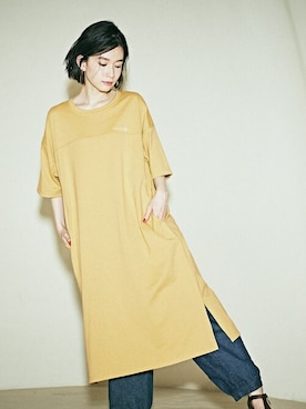 「ONIGIRI（オニギリ）のアイテム（サンダル）」を使った、COMME CA ISM STAFFさん（レディース・162cm）の夏コーディネート