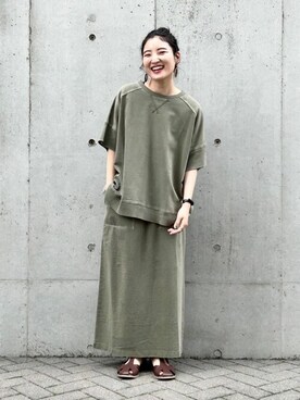 「ONIGIRI（オニギリ）のアイテム（トップス）」を使った、COMME CA ISM STAFFさん（レディース・151cm）の夏コーディネート