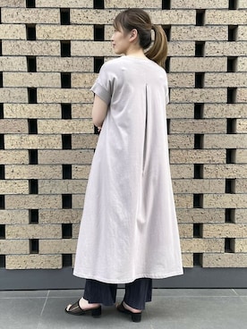 「COMME CA ISM（コムサイズム）のアイテム（ワンピース/ドレス）」を使った、COMME CA ISM STAFFさん（レディース・164cm）の夏コーディネート