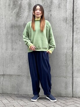 「ONIGIRI（オニギリ）のアイテム（スニーカー）」を使った、COMME CA ISM STAFFさん（レディース・164cm）の秋コーディネート