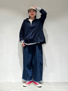 「ONIGIRI（オニギリ）のアイテム（パンツ）」を使った、COMME CA ISM STAFFさん（レディース・151cm）の冬コーディネート