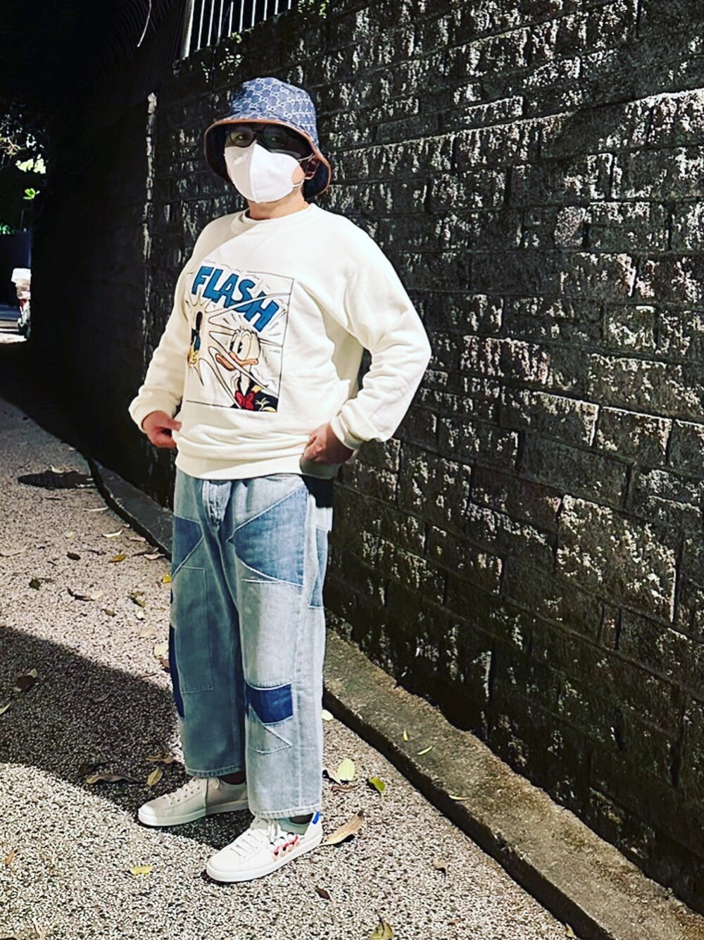 「GUCCIのアイテム（ハット、ブルー系）」を使った、kai-kaiさん（メンズ・167cm）の春コーディネートの1枚目の写真