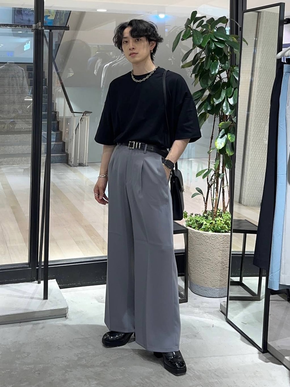 Shota(HARE 本部)｜HAREのスラックスを使ったコーディネート - WEAR